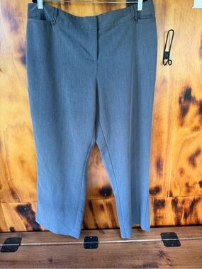 Women's Straight Leg Dress Pants in Charcoal Gray